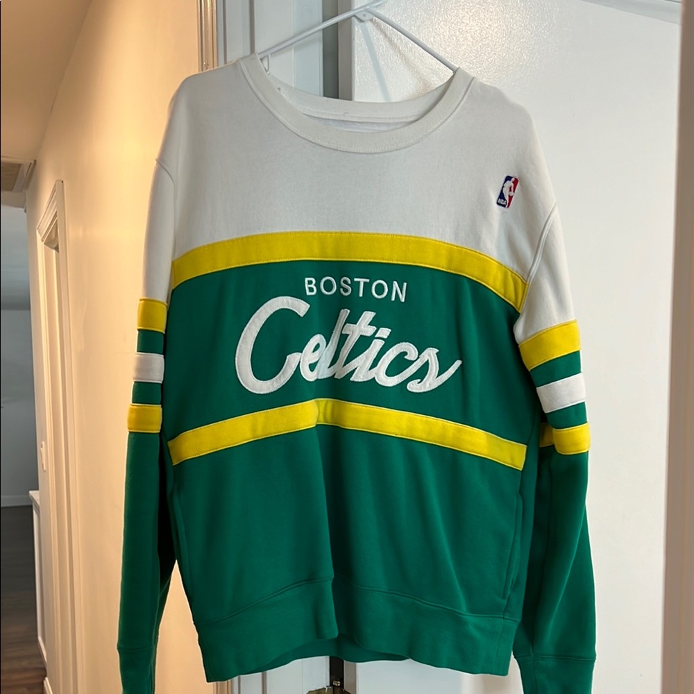 Mitchell & Ness Boston Celtics White and Green Sweater